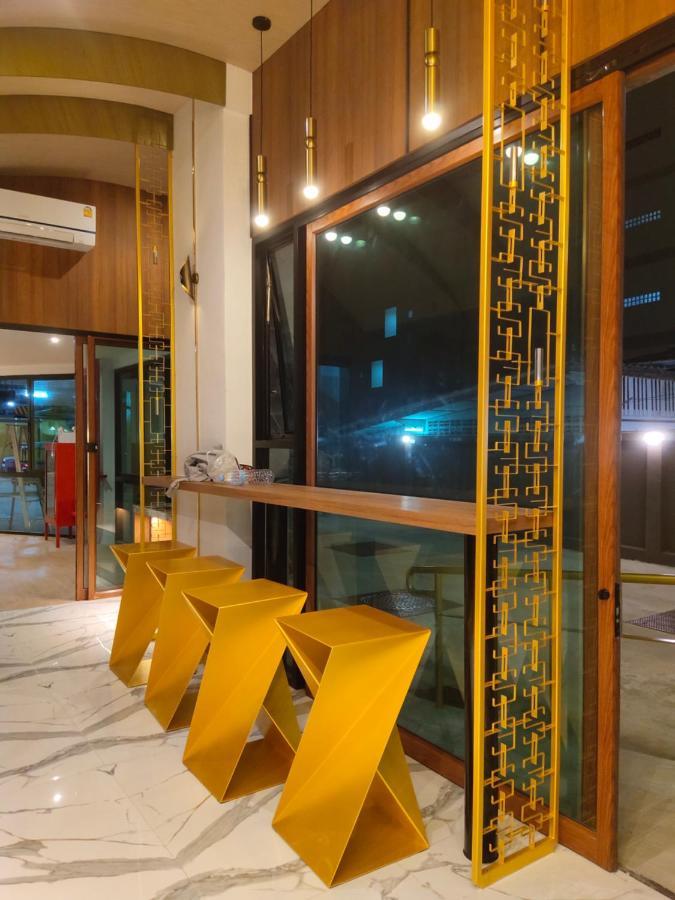 S3 Huahin Hotel Екстер'єр фото